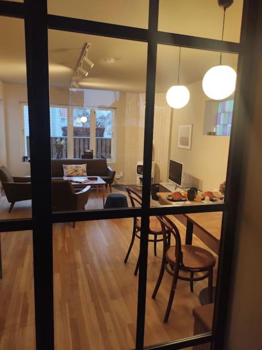 Sjarmerende, Sentrumsnaer Leilighet Stavanger Ngoại thất bức ảnh
