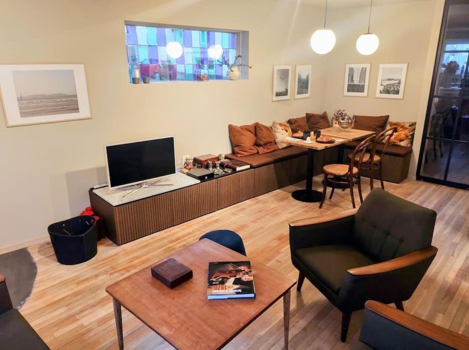 Sjarmerende, Sentrumsnaer Leilighet Stavanger Ngoại thất bức ảnh